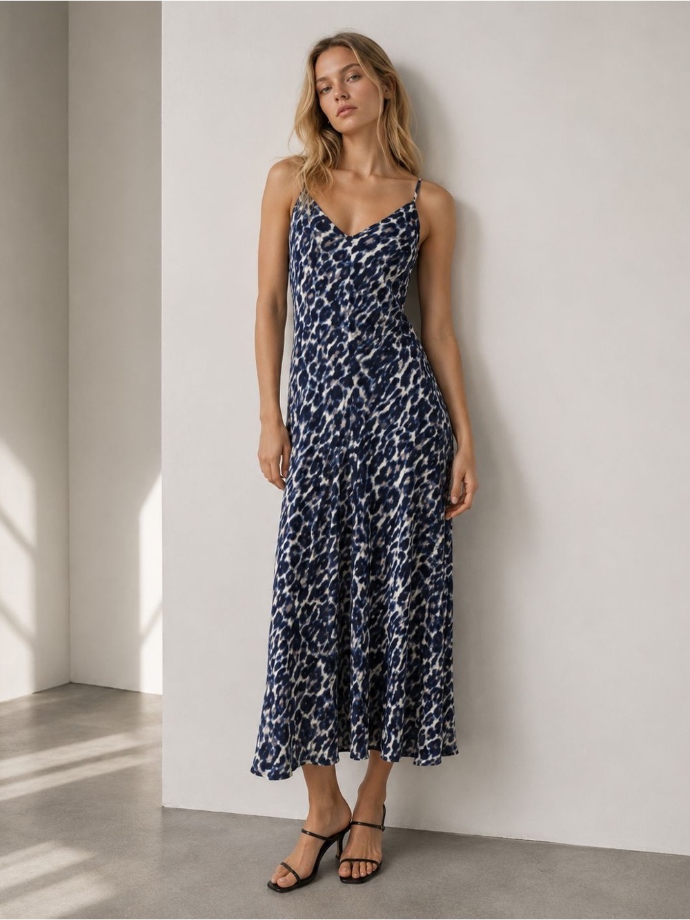 Hudson North Women’s Spaghetti Strap Maxi Slip Dress – Navy/White – Size S/P